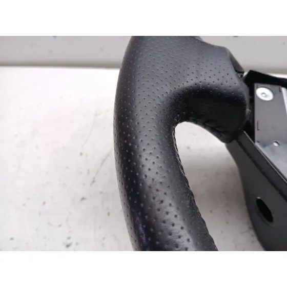 Volante para Nissan Juke (F15)