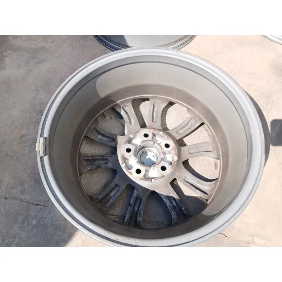 Llanta para Nissan Juke (F15)