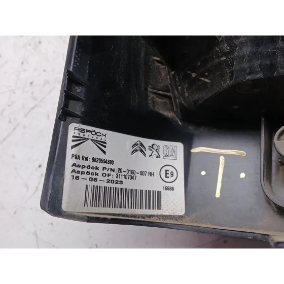 Piloto Trasero Derecho para Opel Combo Furgoneta/Monovolumen (K9)