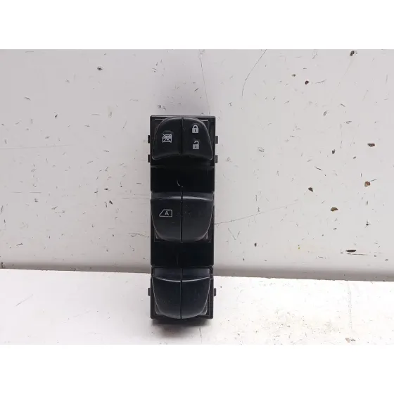 Mando Elevalunas Delantero Izquierdo para Nissan Juke (F15)