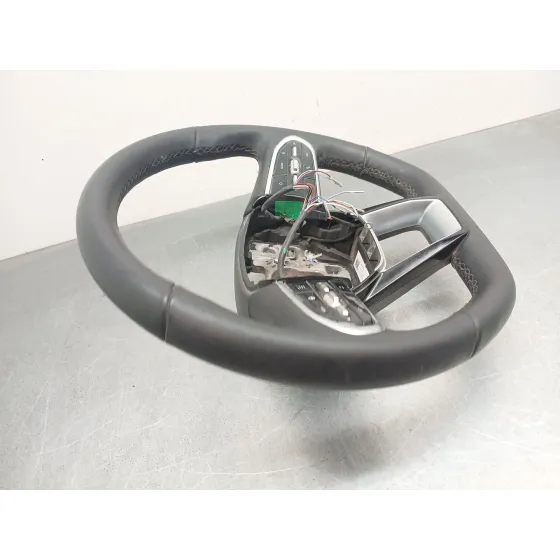 Volante para Omoda 5