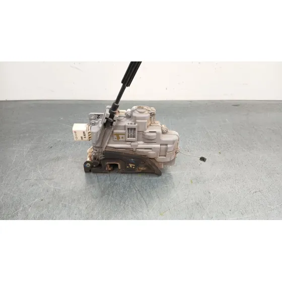 Cerradura Puerta Delantera Derecha para Seat Altea (5P1)