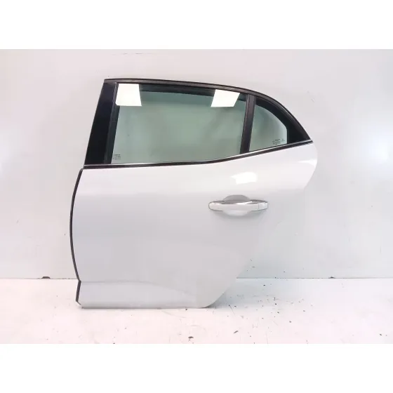 Puerta Trasera Izquierda para Renault Megane Iv Hatchback (B9A/M/N_)