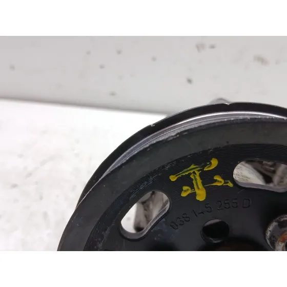 Bomba Direccion para Audi A6 Berlina (4B2)