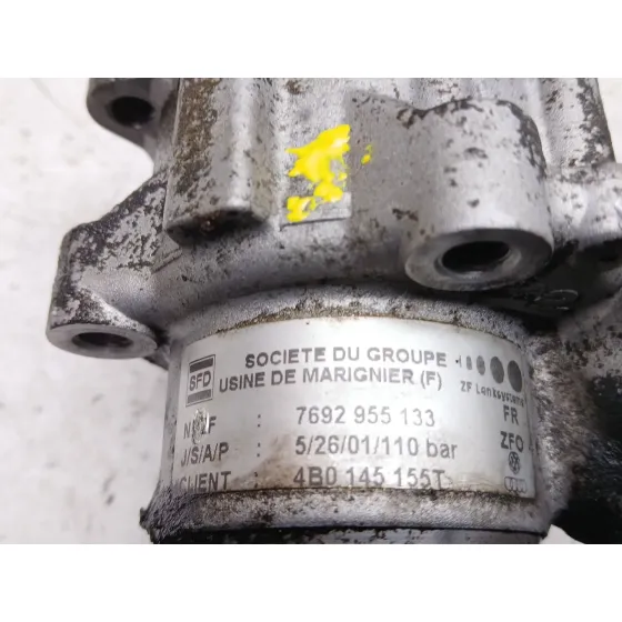Bomba Direccion para Audi A6 Berlina (4B2)