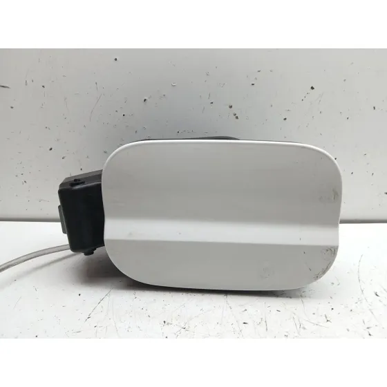 Tapa Exterior Combustible para Skoda Octavia Iv (Nx3, Nn3, Pv3)