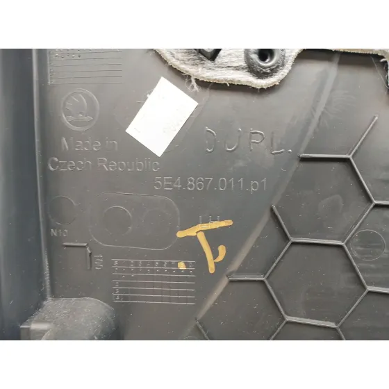 Guarnecido Puerta Delantera Izquierda para Skoda Octavia Iv (Nx3, Nn3, Pv3)
