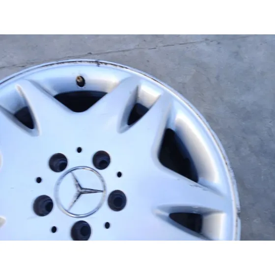 Llanta para Mercedes-Benz Clase S (W220, V220)