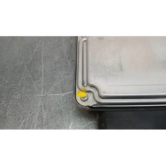 Centralita Motor Uce para Audi A3 (8P1)