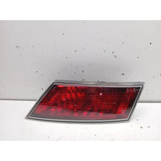 Piloto Trasero Derecho Interior para Honda Civic Viii Hatchback (Fn, Fk)