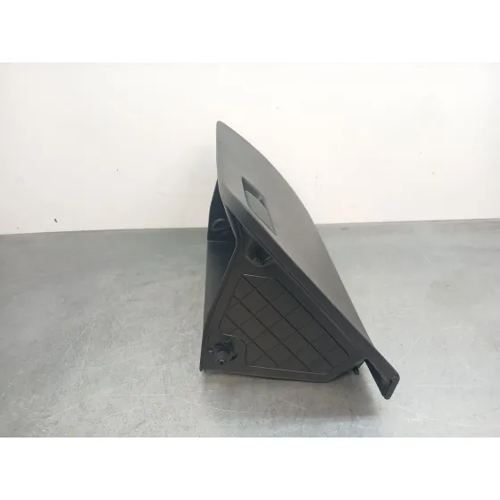 Guantera para Kia Xceed (Cd)