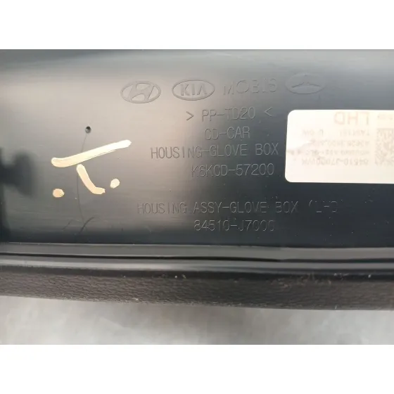 Guantera para Kia Xceed (Cd)
