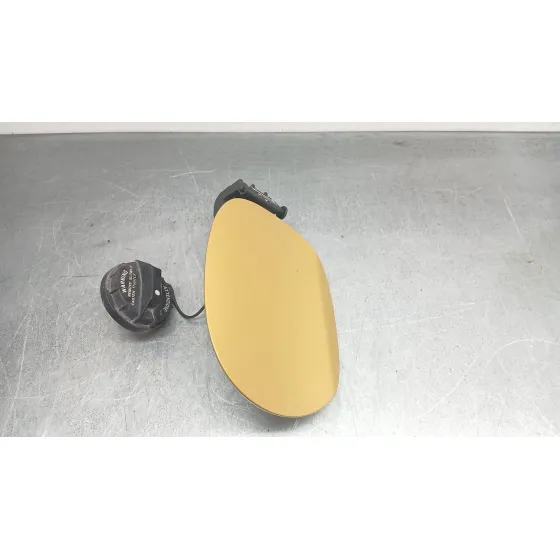 Tapa Exterior Combustible para Kia Xceed (Cd)