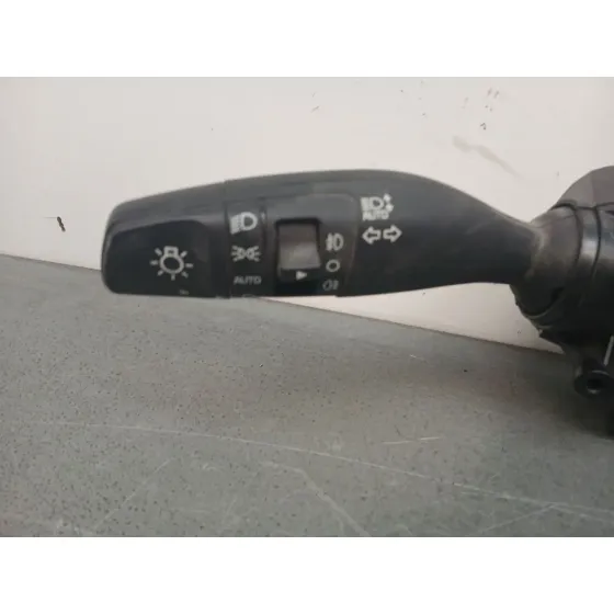 Mando Multifuncion para Kia Xceed (Cd)