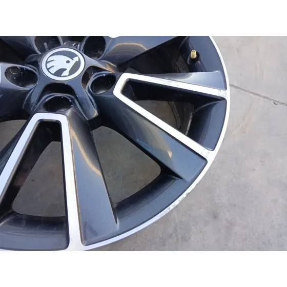 Llanta para Skoda Yeti (5L)