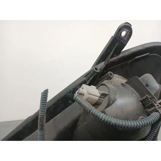 Faro Derecho para Toyota Corolla Verso (Zer_, Zze12_, R1_)