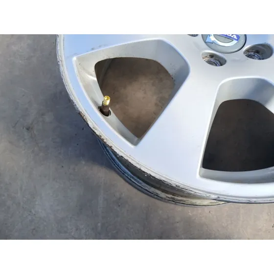 Llanta para Volvo Xc60 I Suv (156)