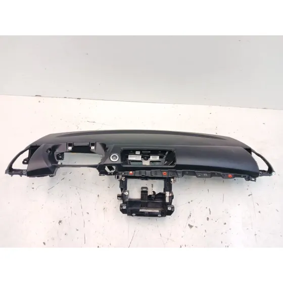 Salpicadero para Bmw 1 (E81)