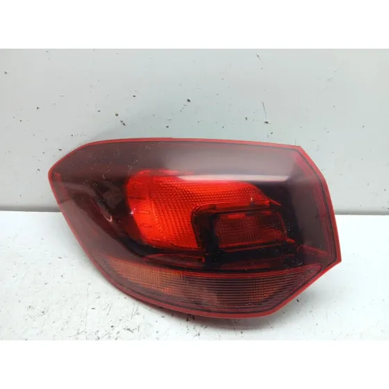 Piloto Trasero Izquierdo para Opel Astra J Sports Tourer (P10)