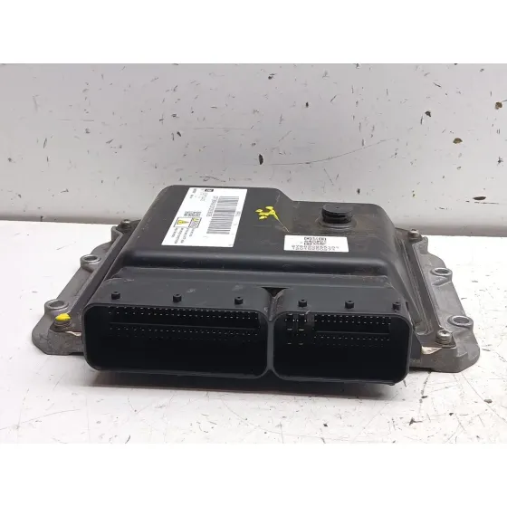 Centralita Motor Uce para Opel Astra J Sports Tourer (P10)