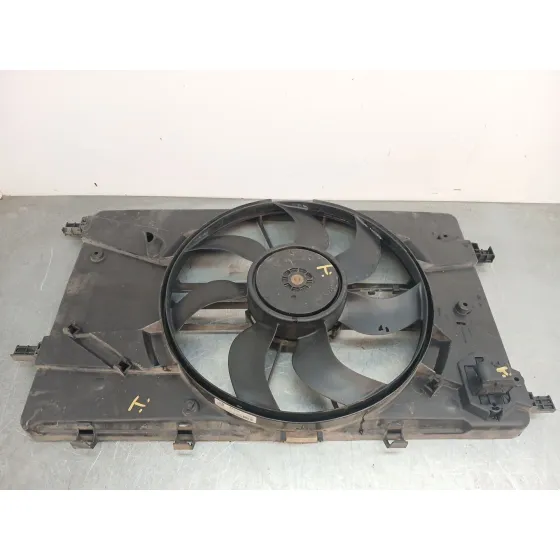 Electroventilador para Opel Astra J Sports Tourer (P10)