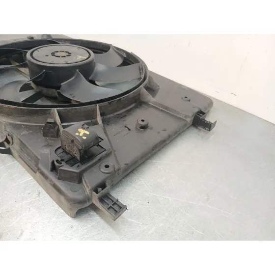 Electroventilador para Opel Astra J Sports Tourer (P10)