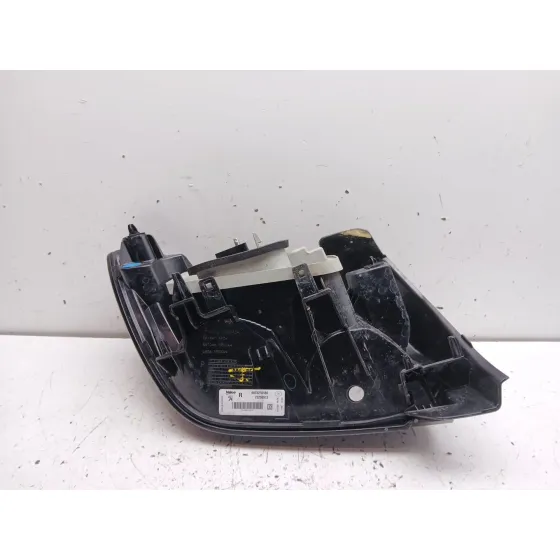 Piloto Trasero Derecho para Peugeot 208 Ii (Ub_, Up_, Uw_, Uj_)
