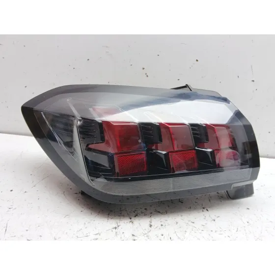 Piloto Trasero Izquierdo para Peugeot 208 Ii (Ub_, Up_, Uw_, Uj_)