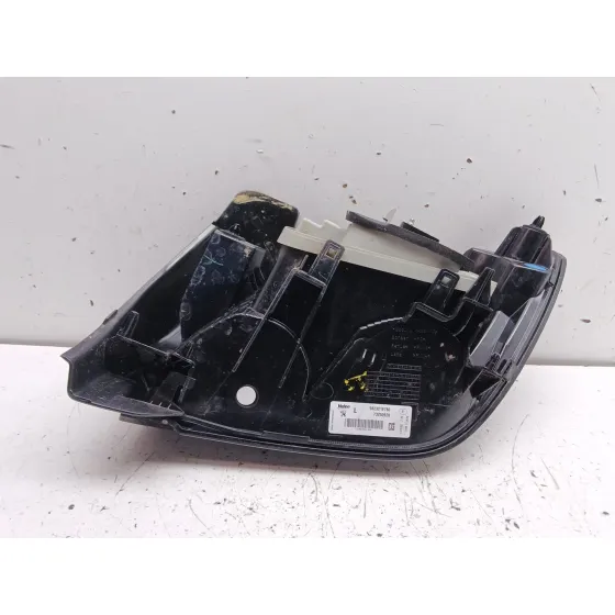 Piloto Trasero Izquierdo para Peugeot 208 Ii (Ub_, Up_, Uw_, Uj_)