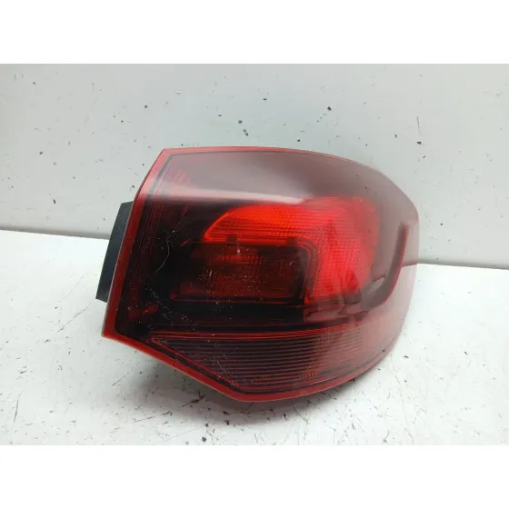 Piloto Trasero Derecho para Opel Astra J Sports Tourer (P10)