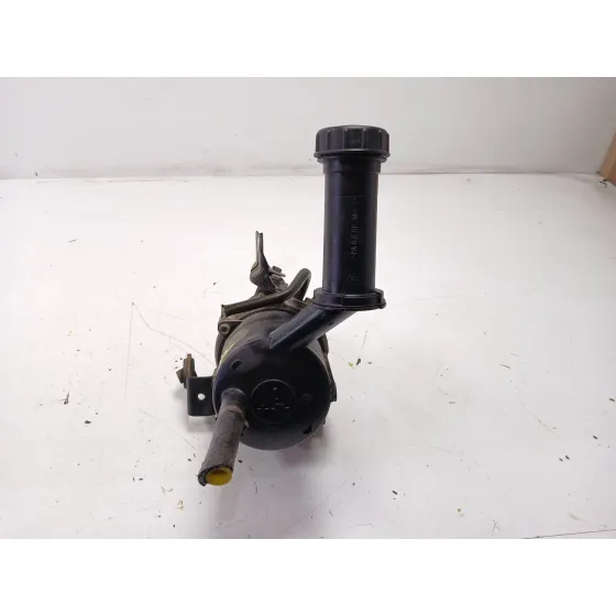 Bomba Direccion para Citroën C4 Coupe (La_)