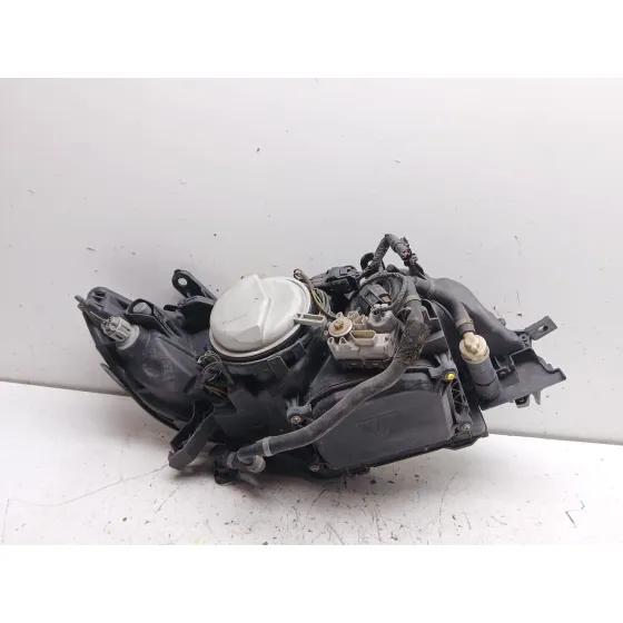 Faro Izquierdo para Subaru Outback (Bp)