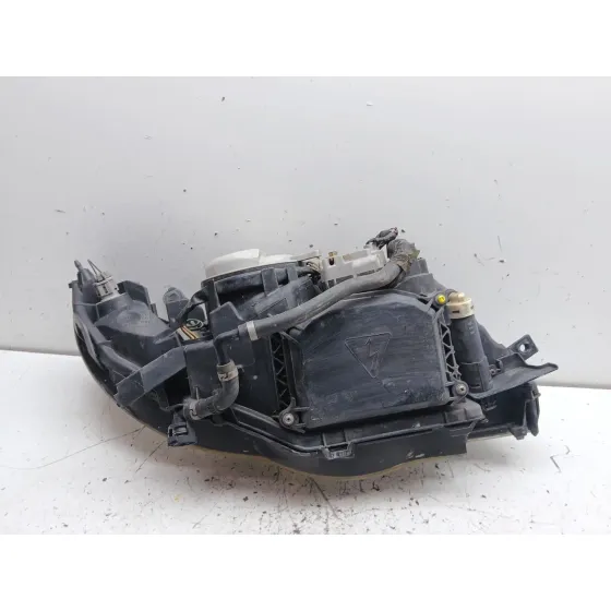 Faro Izquierdo para Subaru Outback (Bp)