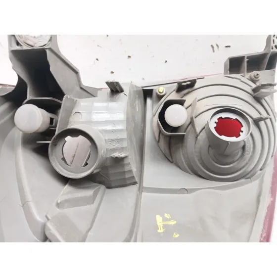 Piloto Trasero Derecho para Subaru Outback (Bp)