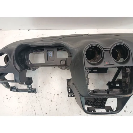 Salpicadero para Alfa Romeo Mito (955_)
