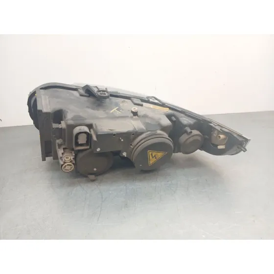 Faro Derecho para Saab 9-5 Station Wagon (Ys3E)