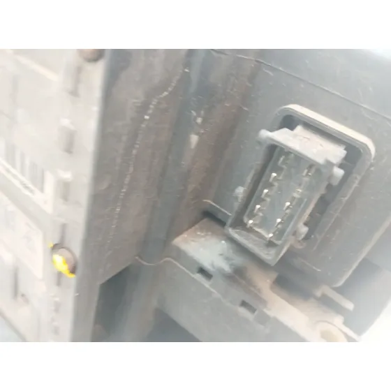 Faro Derecho para Saab 9-5 Station Wagon (Ys3E)