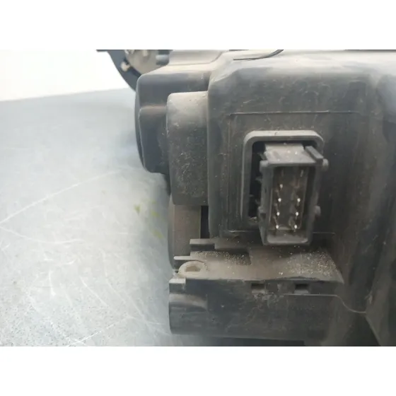 Faro Izquierdo para Saab 9-5 Station Wagon (Ys3E)