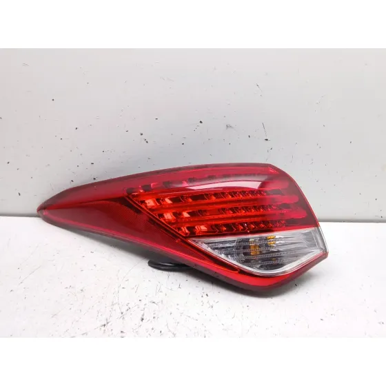 Piloto Trasero Izquierdo para Hyundai I40 I (Vf)