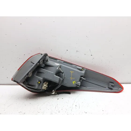 Piloto Trasero Izquierdo para Hyundai I40 I (Vf)