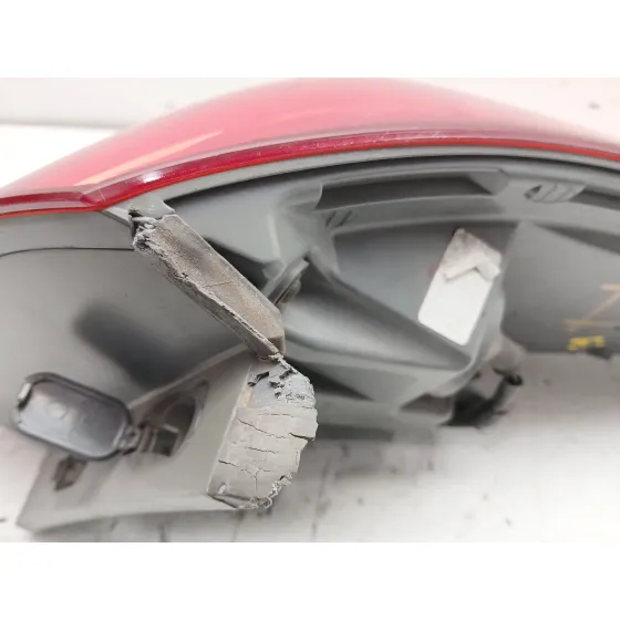Piloto Trasero Izquierdo para Hyundai I40 I (Vf)