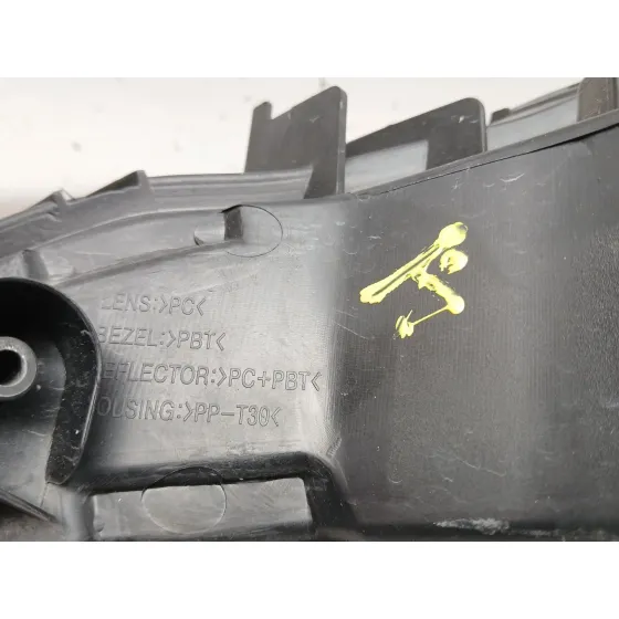 Faro Antiniebla Derecho para Hyundai I40 I (Vf)