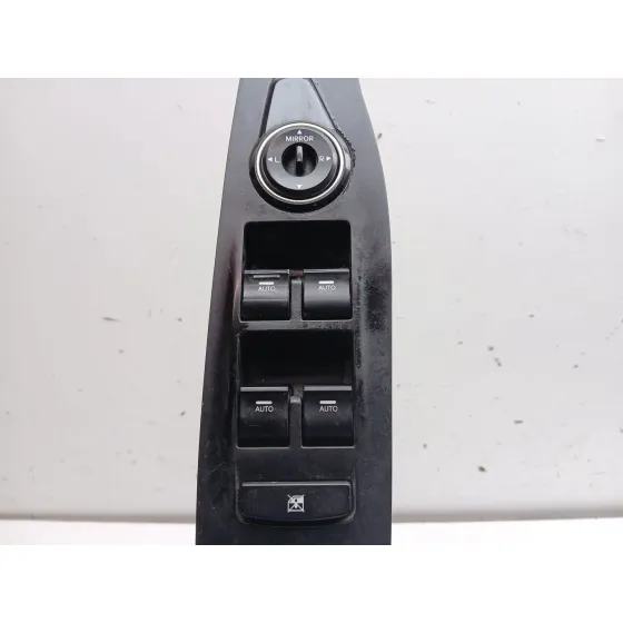 Mando Elevalunas Delantero Izquierdo para Hyundai I40 I (Vf)