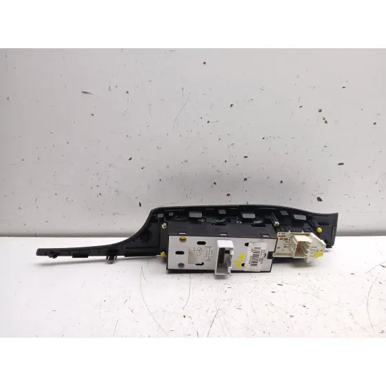 Mando Elevalunas Delantero Izquierdo para Hyundai I40 I (Vf)