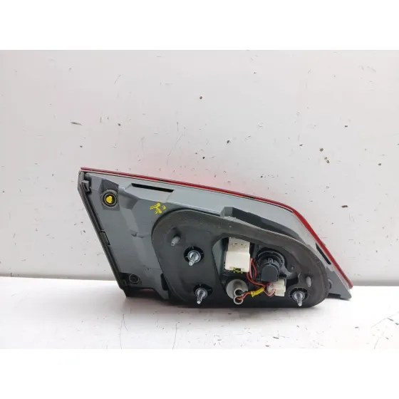 Piloto Trasero Derecho Interior para Hyundai I40 I (Vf)