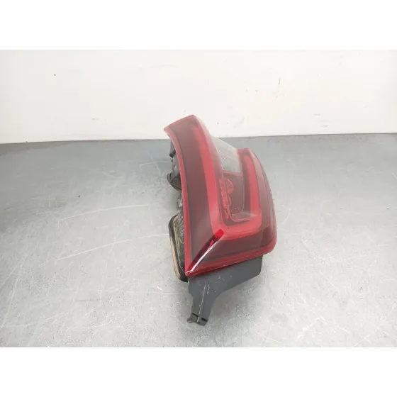 Piloto Trasero Derecho Interior para Nissan Qashqai Ii (J11, J11_)