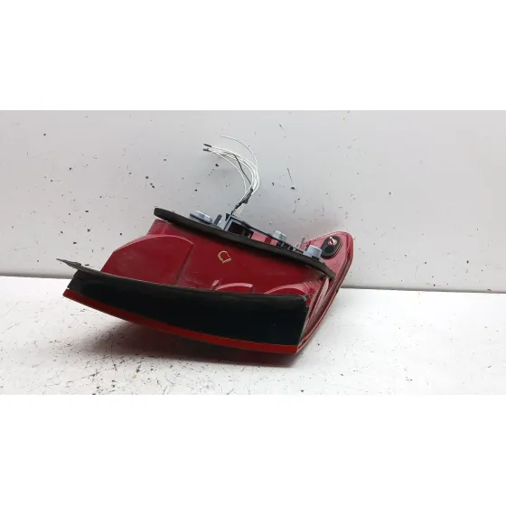 Piloto Trasero Derecho para Mercedes-Benz Clase C (W204)