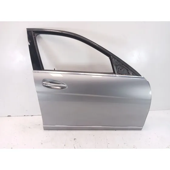 Puerta Delantera Derecha para Mercedes-Benz Clase C (W204)