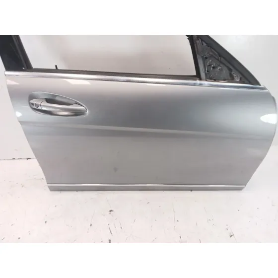 Puerta Delantera Derecha para Mercedes-Benz Clase C (W204)