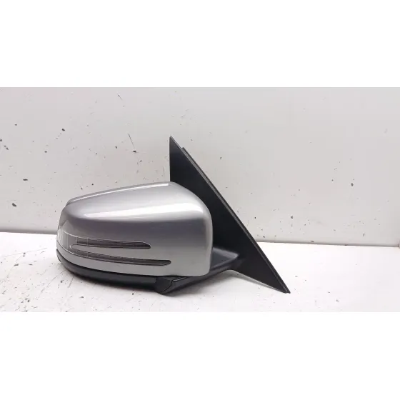 Retrovisor Derecho para Mercedes-Benz Clase C (W204)